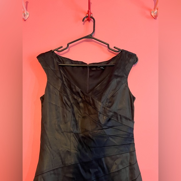 Le Château Little Black Dress - Picture 2 of 6